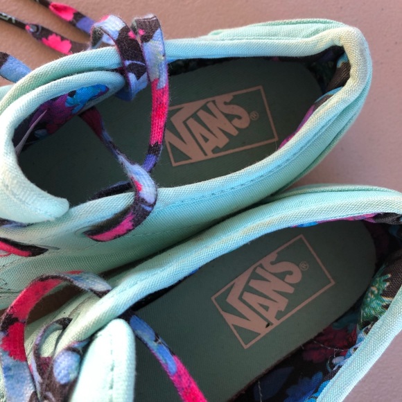 VAN’s Mint green shoes size 6 women - Picture 2 of 5